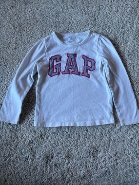 GAP Girls White Long-Sleeve Tee with Pink Logo Kids Size 4Y